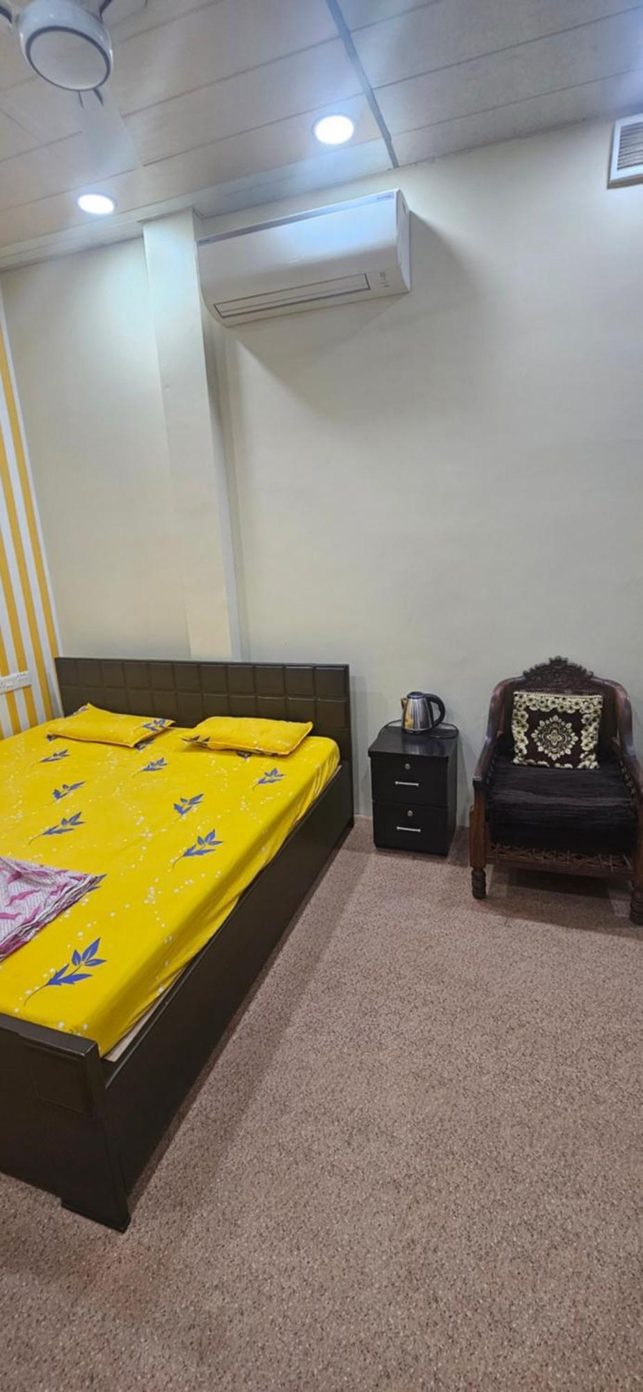 Ferienwohnung Kashi Shree Varanasi Zimmer foto